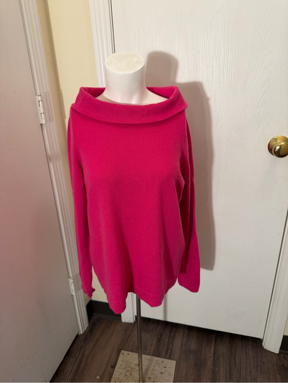 Pure Collection 100% Cashmere Boat Neck Sweater Womens 8 / 10 Medium Hot Pink
